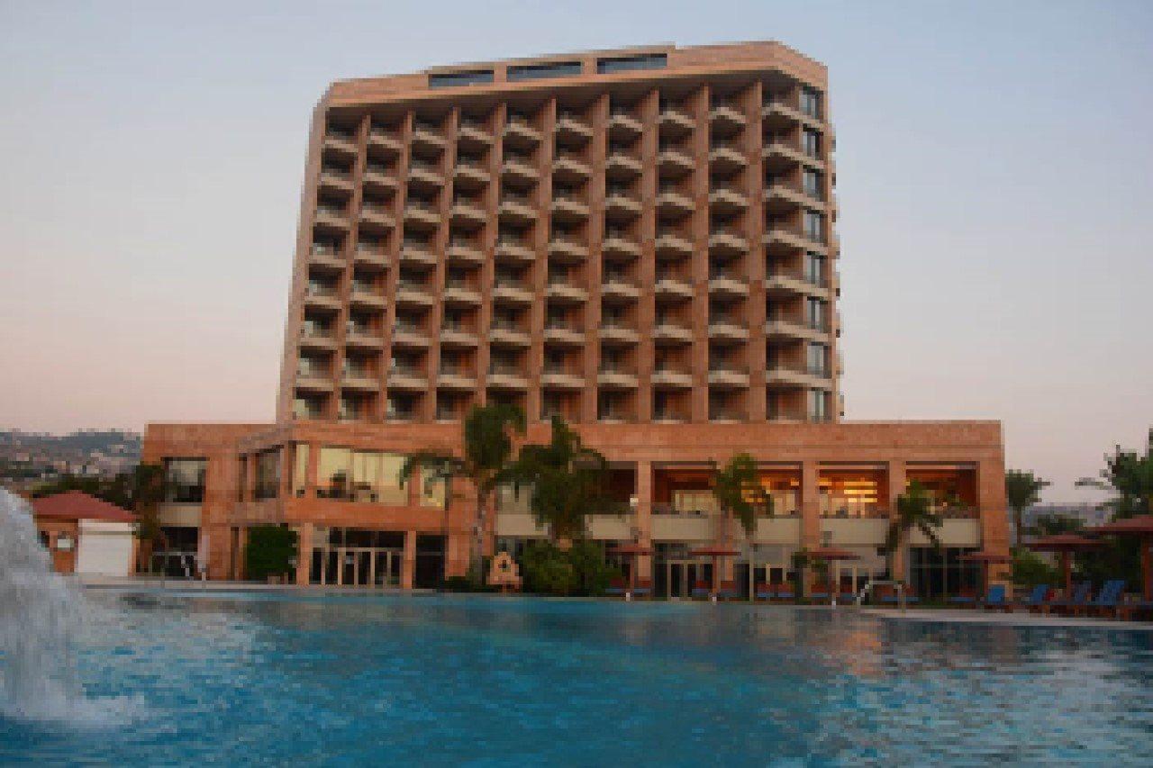 Jiyeh Marina Resort Hotel & Chalets Jieh Esterno foto