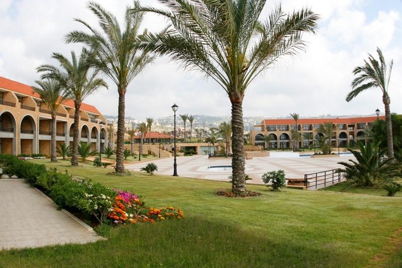 Jiyeh Marina Resort Hotel & Chalets Jieh Esterno foto