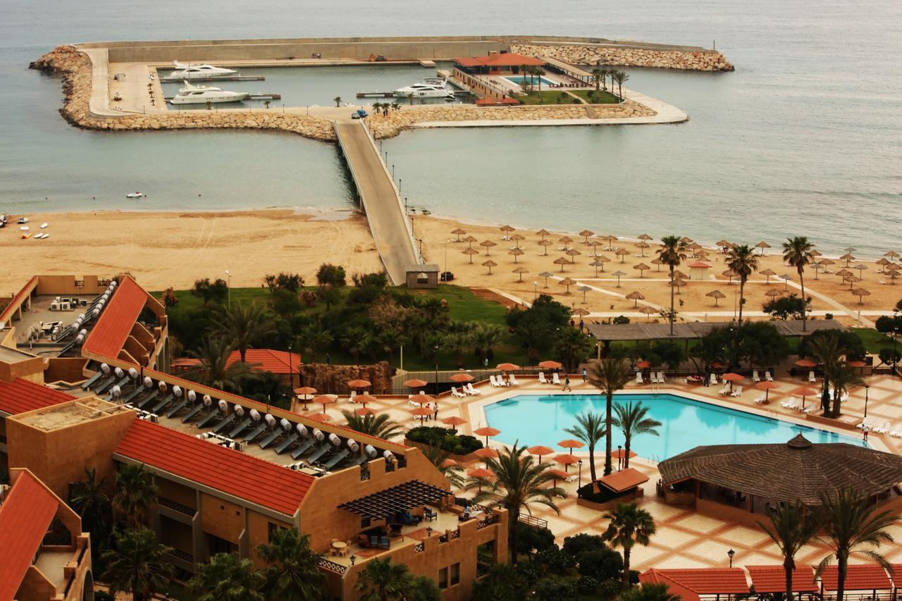 Jiyeh Marina Resort Hotel & Chalets Jieh Esterno foto