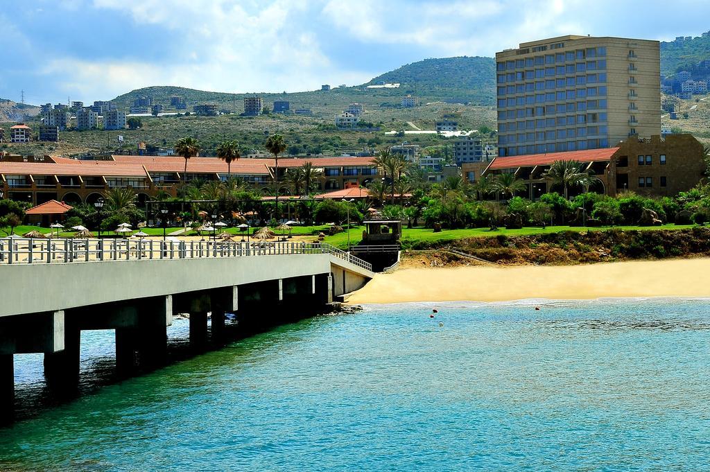Jiyeh Marina Resort Hotel & Chalets Jieh Esterno foto